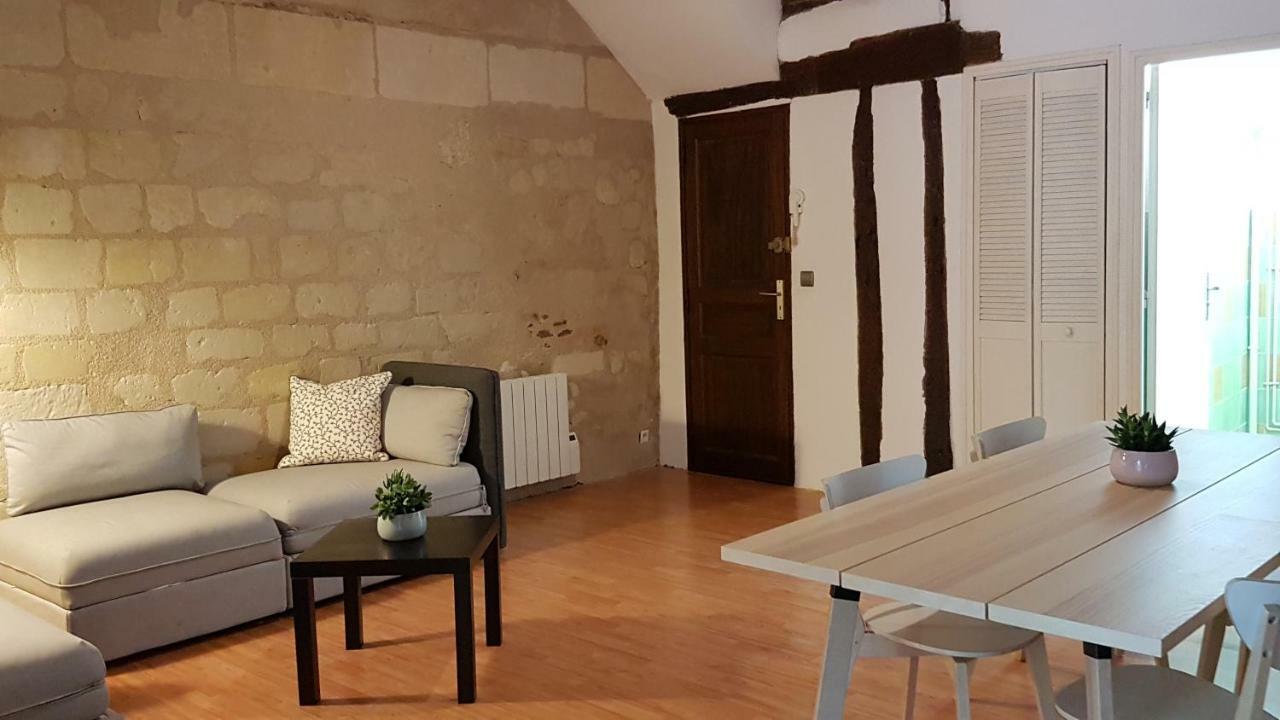 Appartement Quartier Historique Proche Des Halles Tours Exterior photo